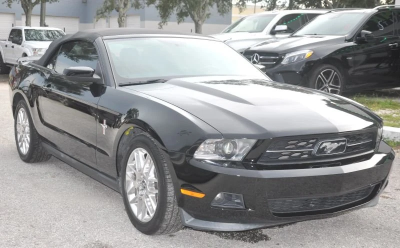 2012 Ford S197 Mustang - Image 10 of 20