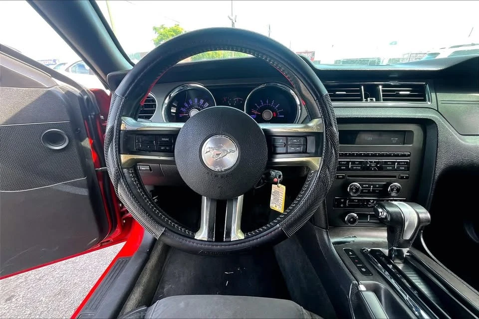 2012 Ford S197 Mustang - Image 5 of 6