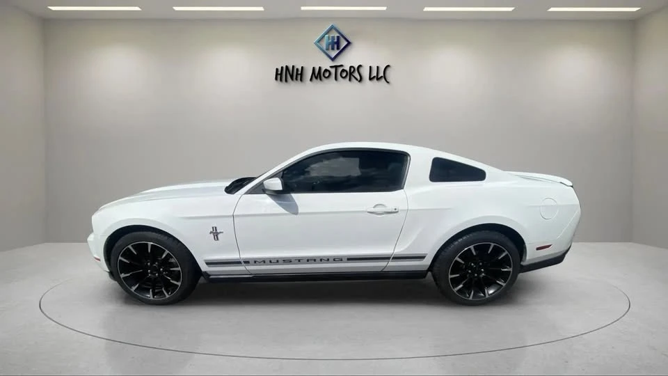 2012 Ford S197 Mustang - Image 2 of 13