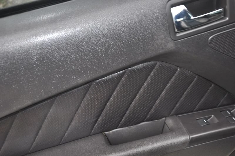 2012 Ford S197 Mustang - Image 11 of 20
