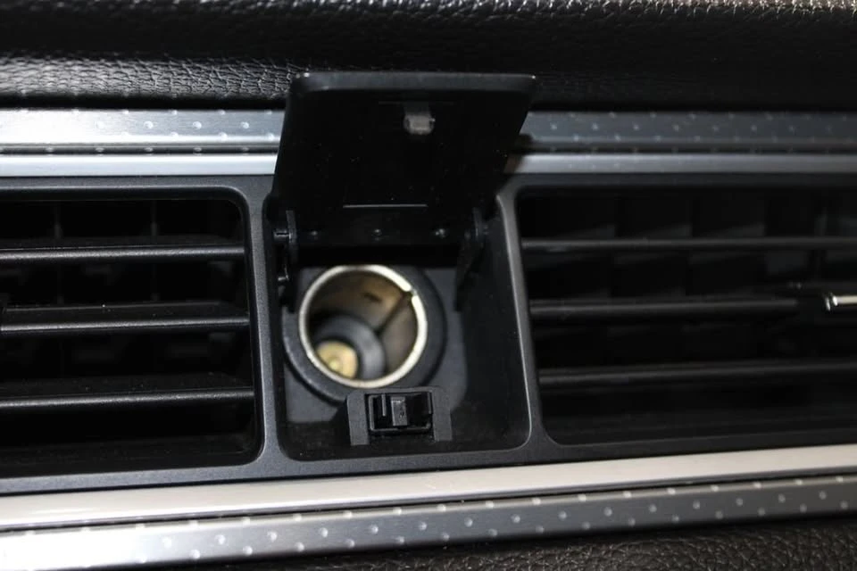 2012 Ford S197 Mustang - Image 13 of 15