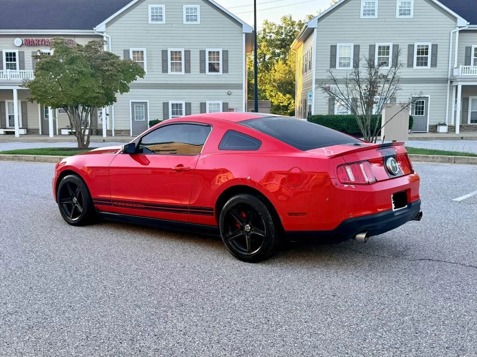 2012 Ford S197 Mustang - Image 4 of 11
