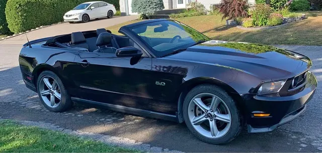 2012 Ford Mustang GT Convertible