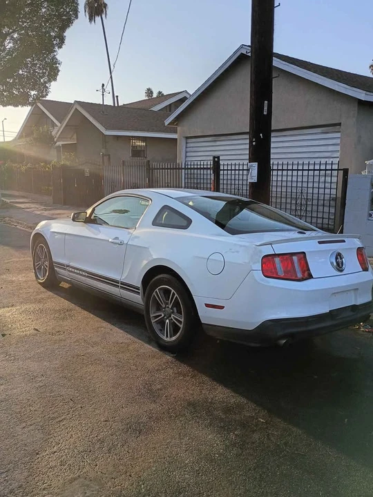 2012 Ford S197 Mustang - Image 5 of 13