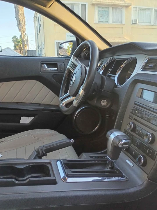2012 Ford S197 Mustang - Image 9 of 13