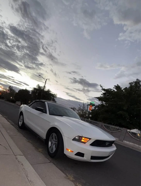2012 Ford S197 Mustang - Image 6 of 10