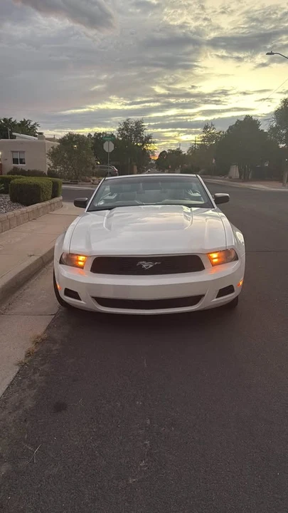2012 Ford S197 Mustang - Image 2 of 10