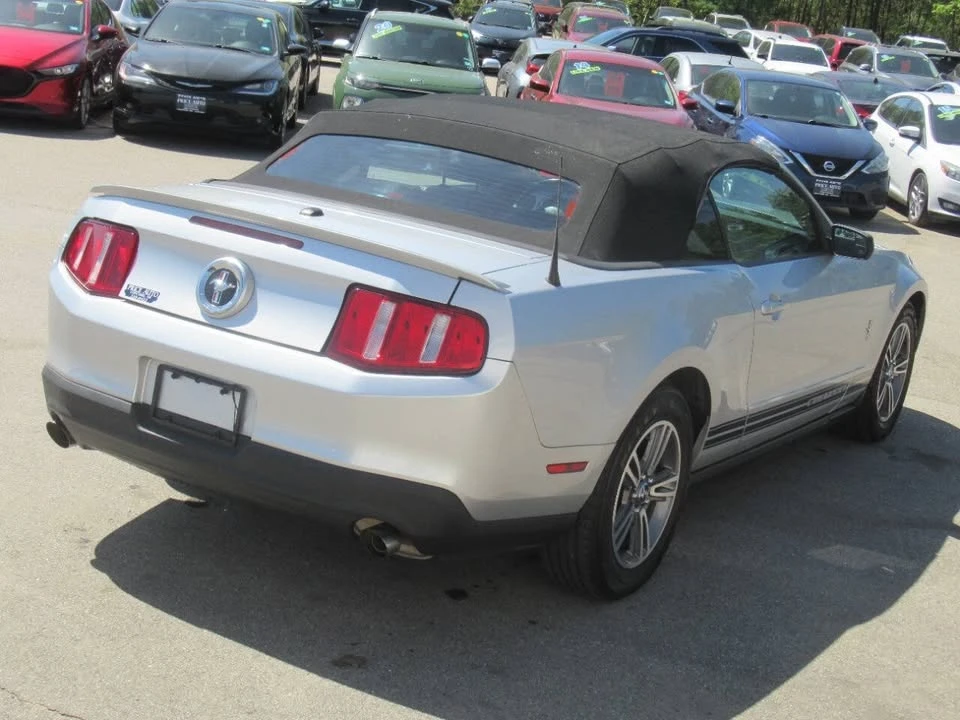 2012 Ford S197 Mustang - Image 6 of 10