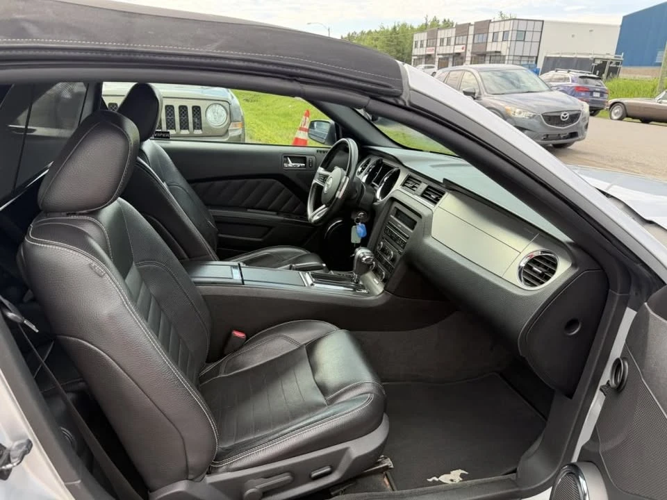 2012 Ford S197 Mustang - Image 10 of 16