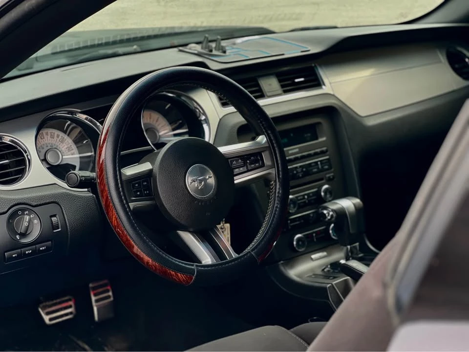 2012 Ford S197 Mustang - Image 7 of 13