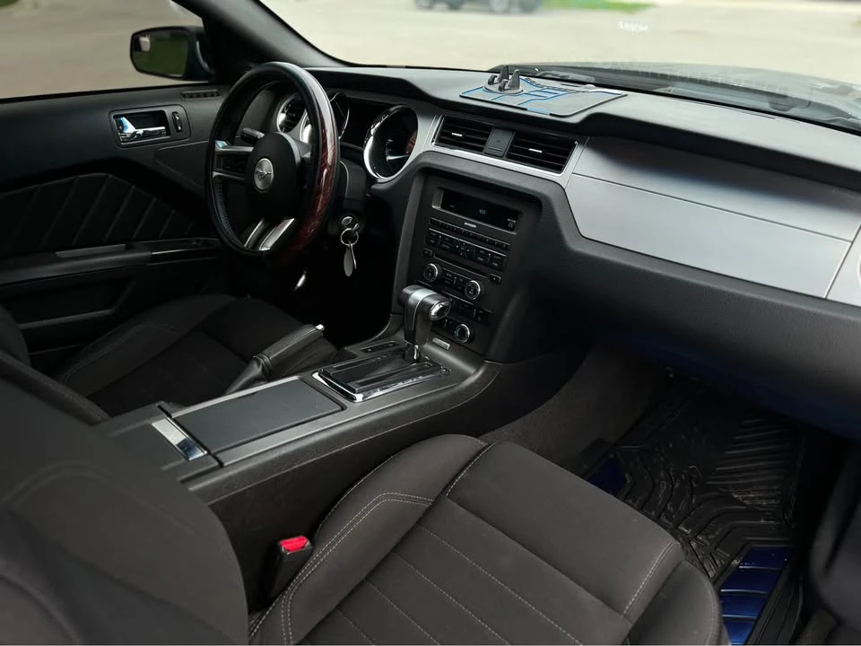 2012 Ford S197 Mustang - Image 8 of 13