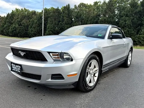 2012 Ford Mustang V6 Convertible