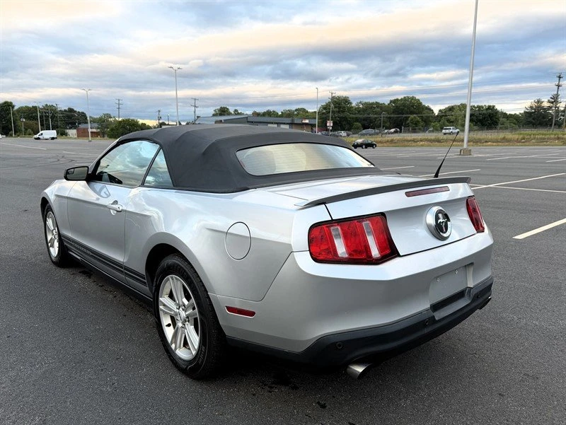 2012 Ford S197 Mustang - Image 4 of 20