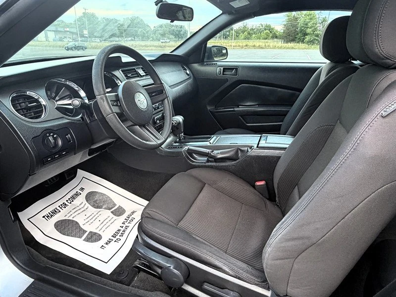 2012 Ford S197 Mustang - Image 11 of 20