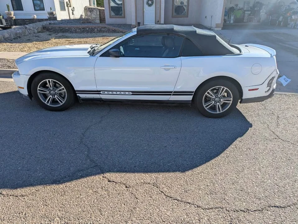 2012 Ford S197 Mustang - Image 7 of 11