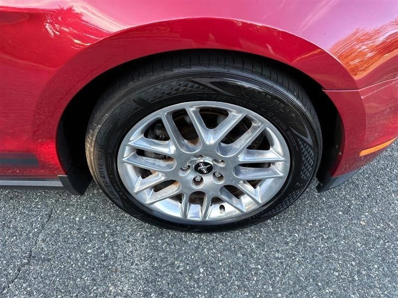2012 Ford S197 Mustang - Image 8 of 17