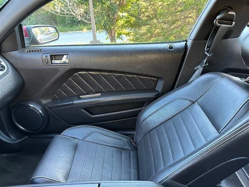 2012 Ford S197 Mustang - Image 14 of 17