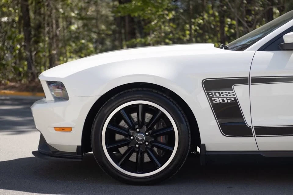 2012 Ford S197 Mustang - Image 9 of 20