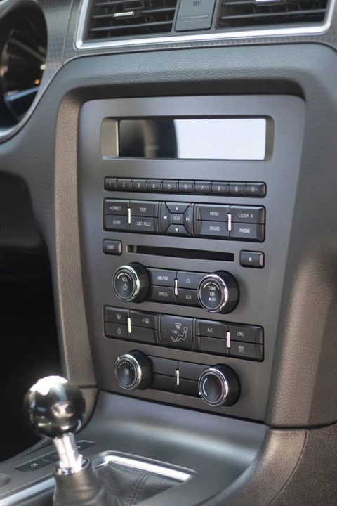 2012 Ford S197 Mustang - Image 15 of 20