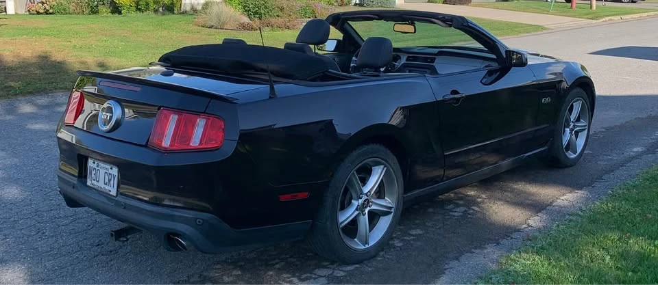 2012 Ford S197 Mustang - Image 2 of 11
