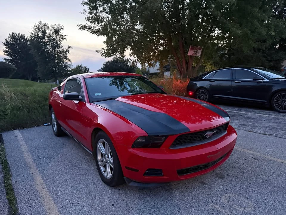 2012 Ford S197 Mustang - Image 3 of 8