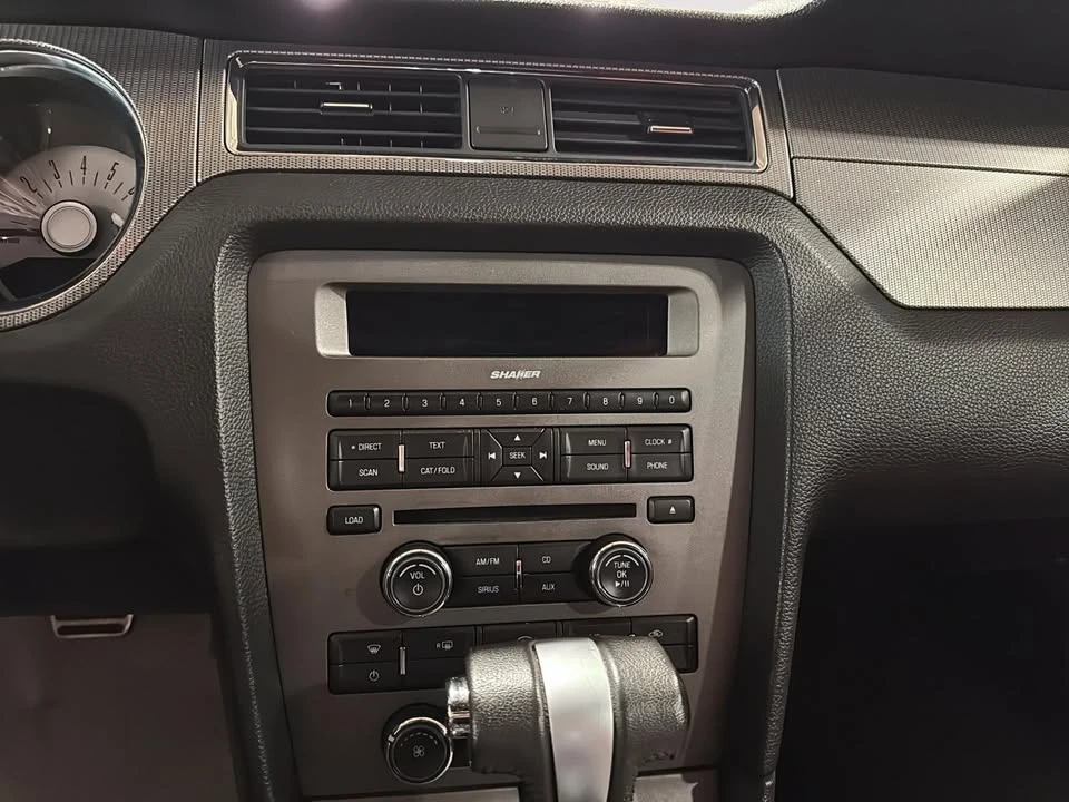 2012 Ford S197 Mustang - Image 10 of 12