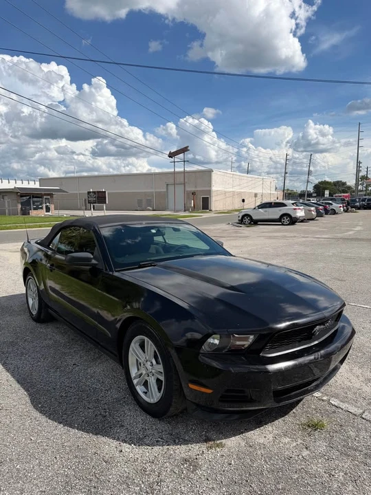2012 Ford S197 Mustang - Image 2 of 14