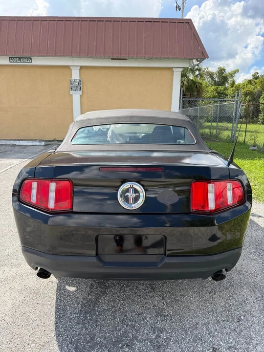 2012 Ford S197 Mustang - Image 4 of 14