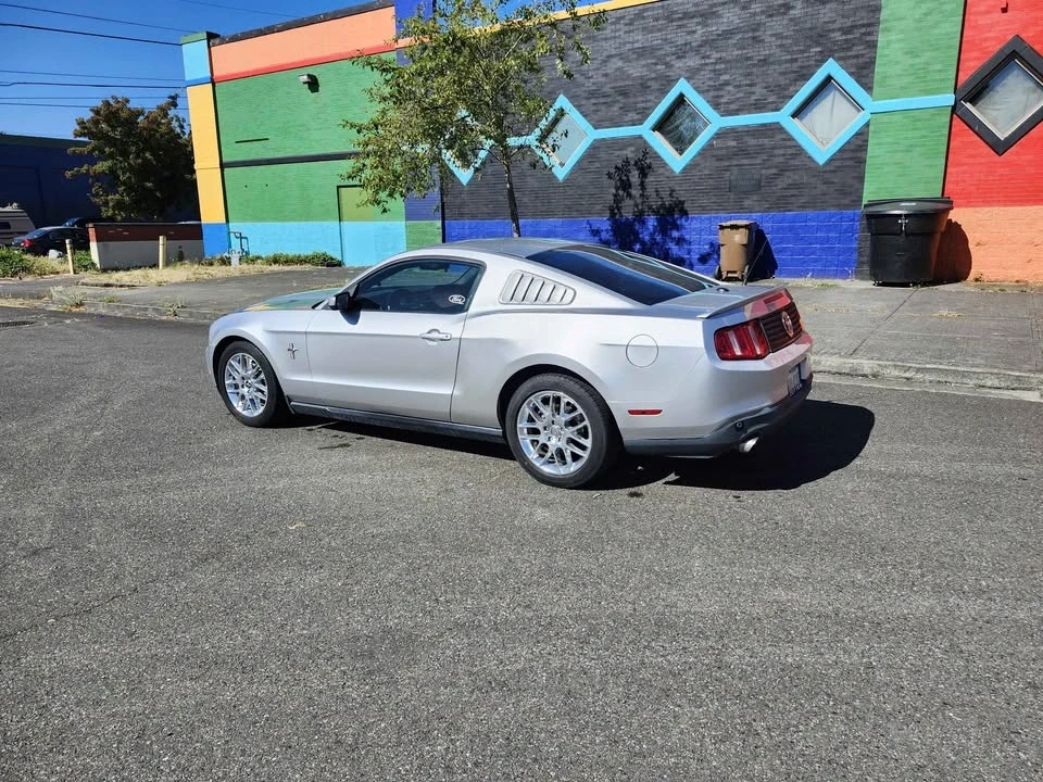 2012 Ford S197 Mustang - Image 4 of 8