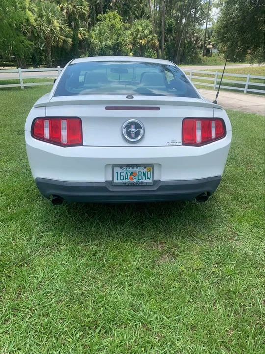2012 Ford S197 Mustang - Image 4 of 10