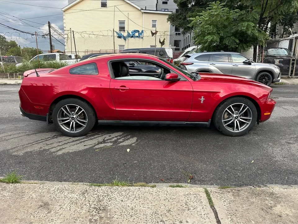 2012 Ford S197 Mustang - Image 5 of 15