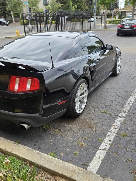 2012 Ford S197 Mustang - Image 5 of 10