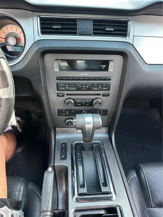 2012 Ford S197 Mustang - Image 13 of 15