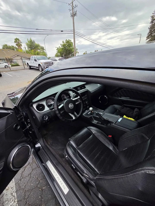 2012 Ford S197 Mustang - Image 9 of 10