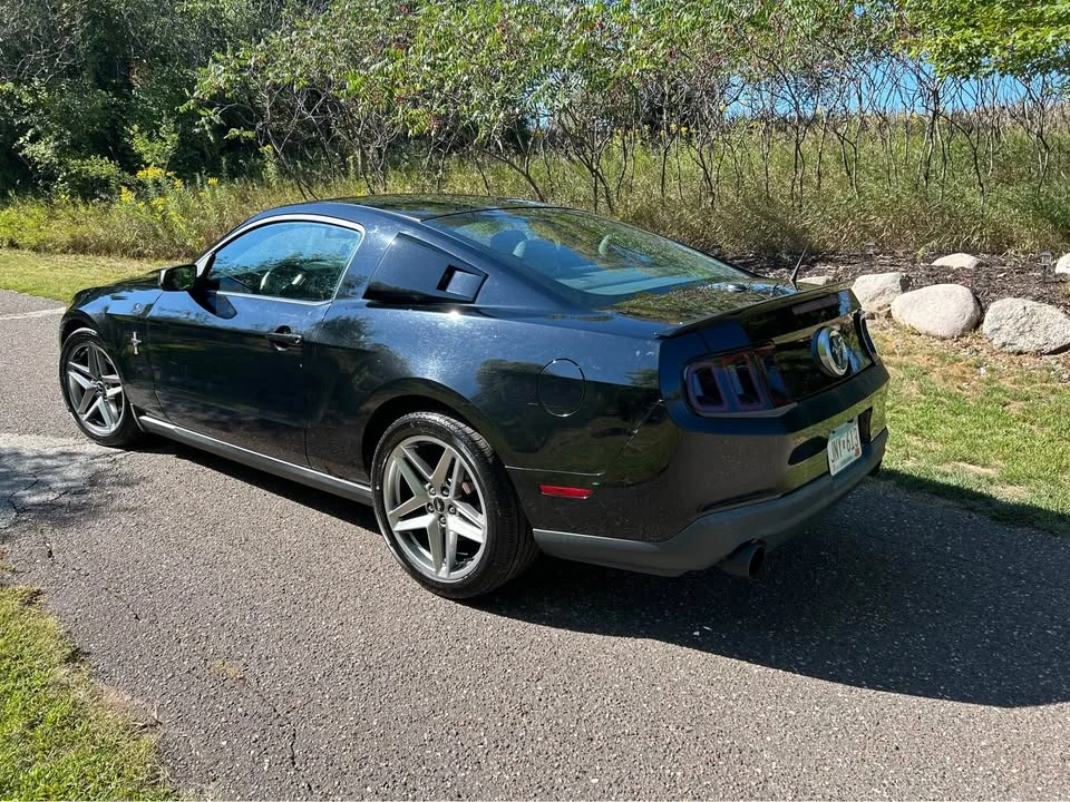 2012 Ford S197 Mustang - Image 5 of 17