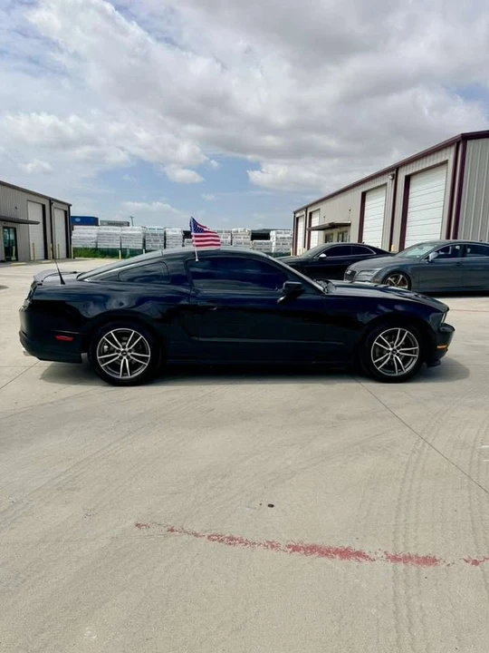 2012 Ford S197 Mustang - Image 7 of 12