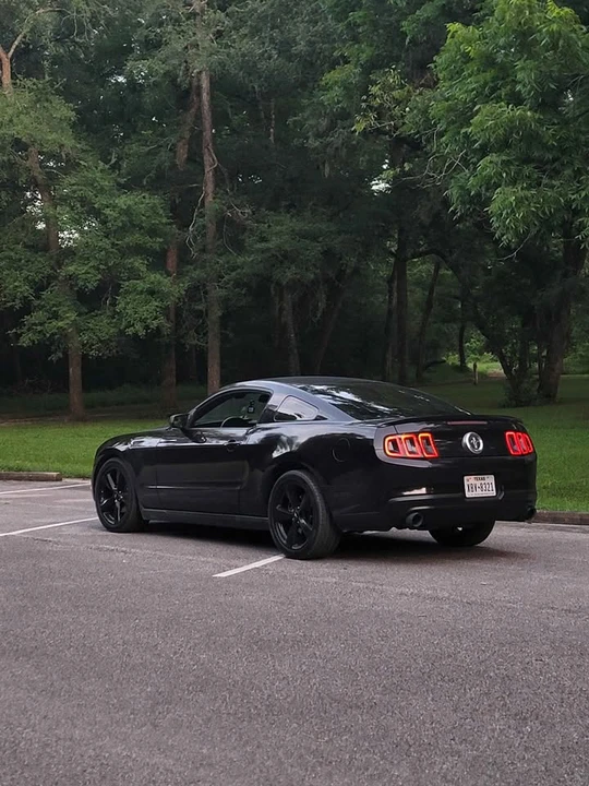 2012 Ford S197 Mustang - Image 3 of 12