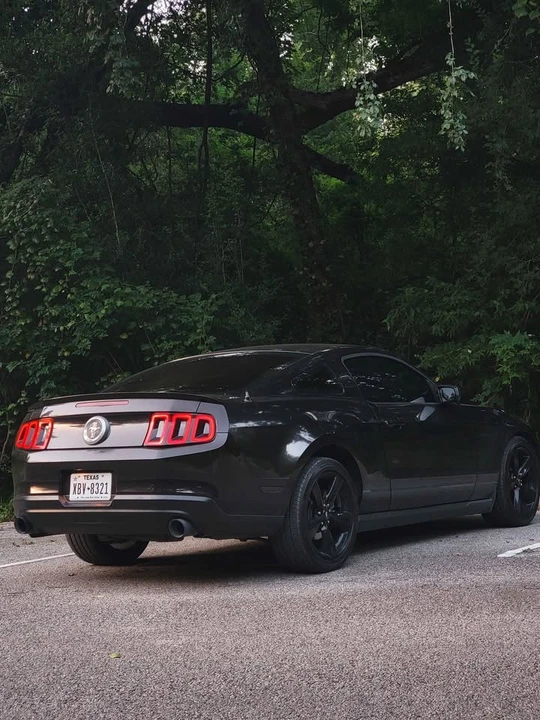 2012 Ford S197 Mustang - Image 4 of 12