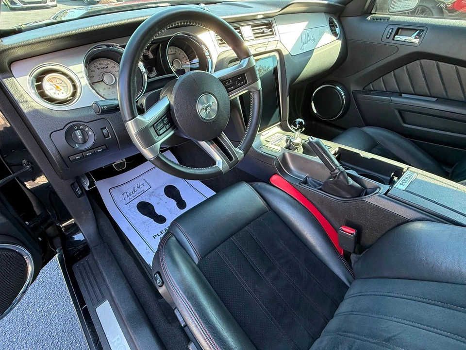 2012 Ford S197 Mustang - Image 4 of 12