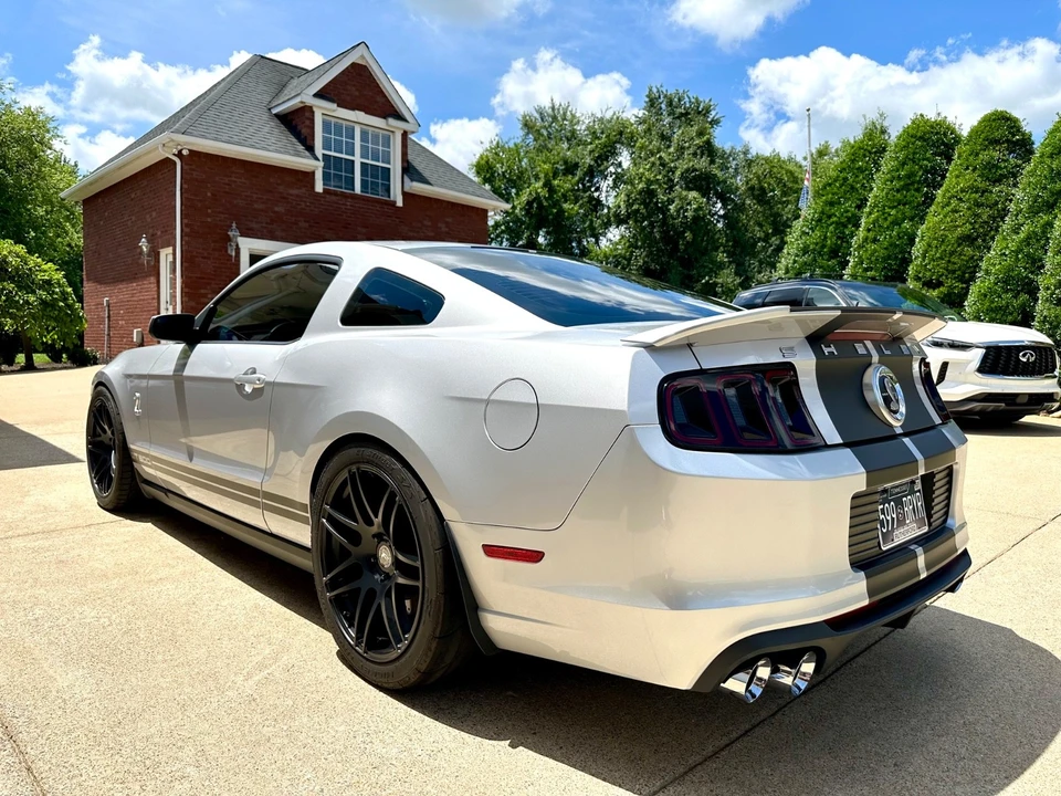 2012 Ford S197 Mustang - Image 11 of 25