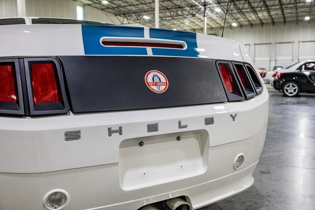 2012 Ford Mustang - Image 24 of 31