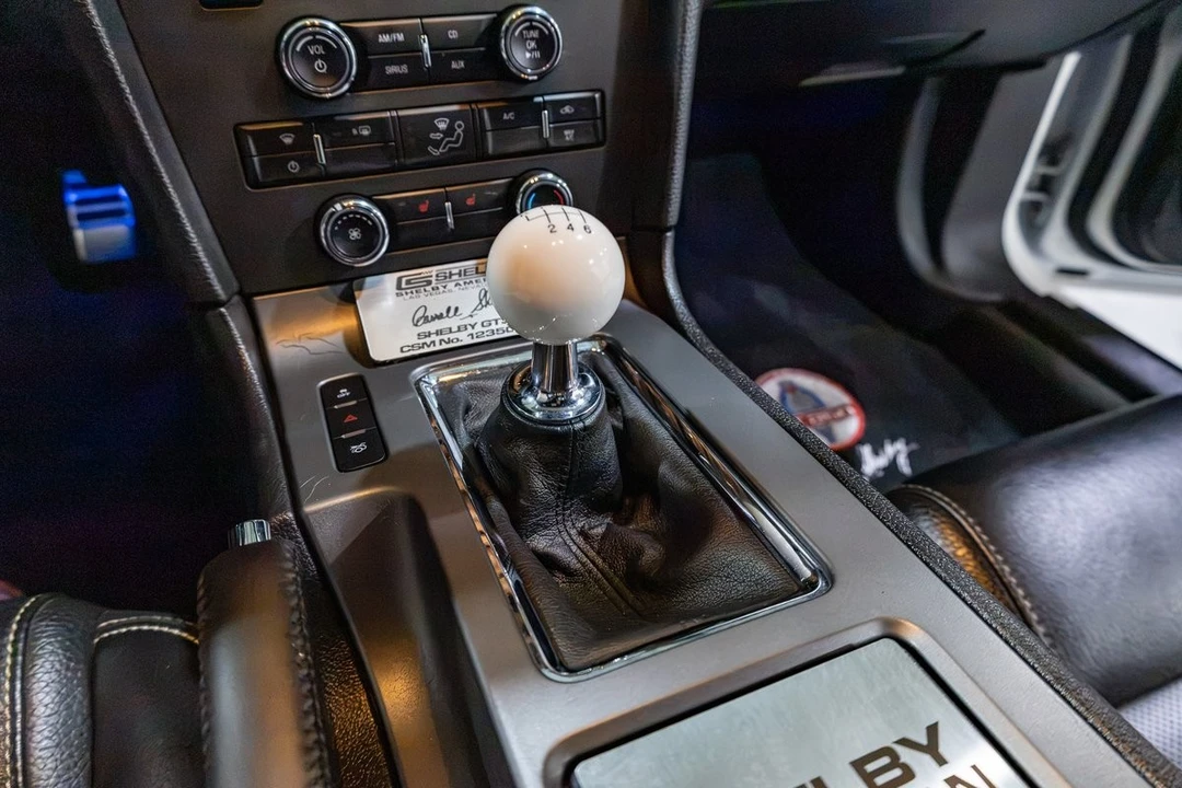2012 Ford Mustang - Image 15 of 31