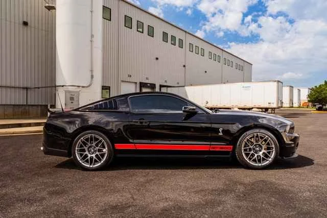 2012 Ford S197 Mustang - Image 2 of 8