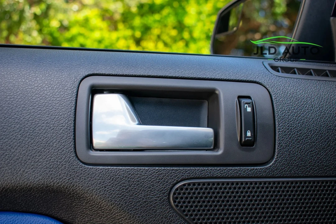 2012 Ford S197 Mustang - Image 26 of 31