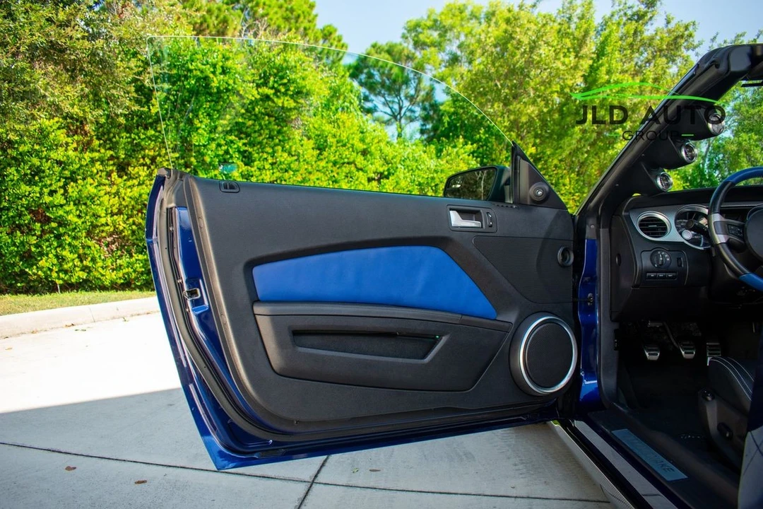 2012 Ford Mustang - Image 30 of 31