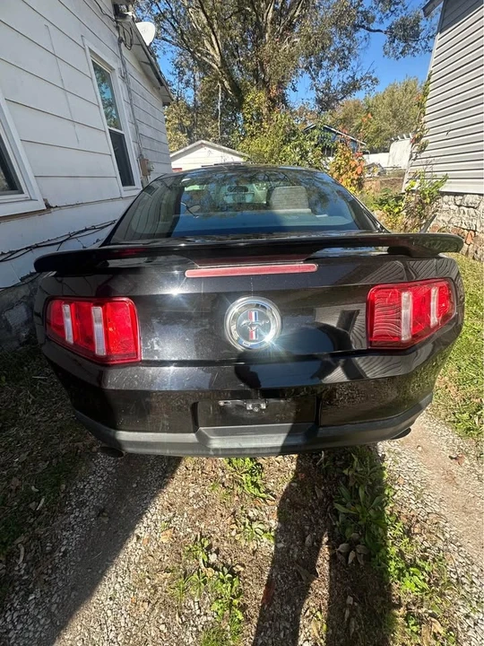 2012 Ford S197 Mustang - Image 6 of 8