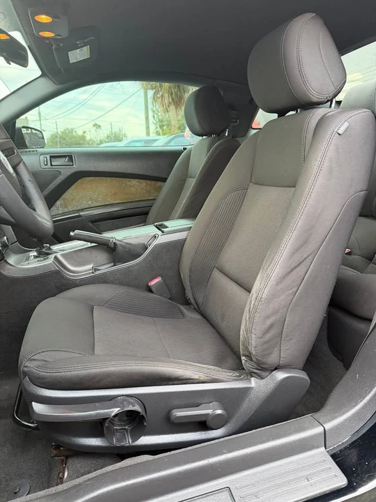 2012 Ford S197 Mustang - Image 13 of 17
