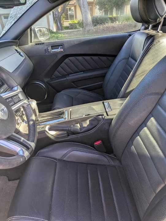 2012 Ford S197 Mustang - Image 3 of 5