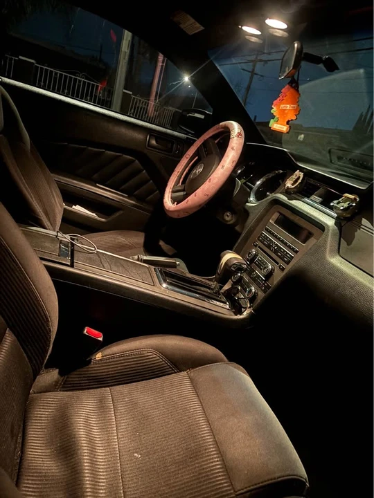 2012 Ford S197 Mustang - Image 4 of 4