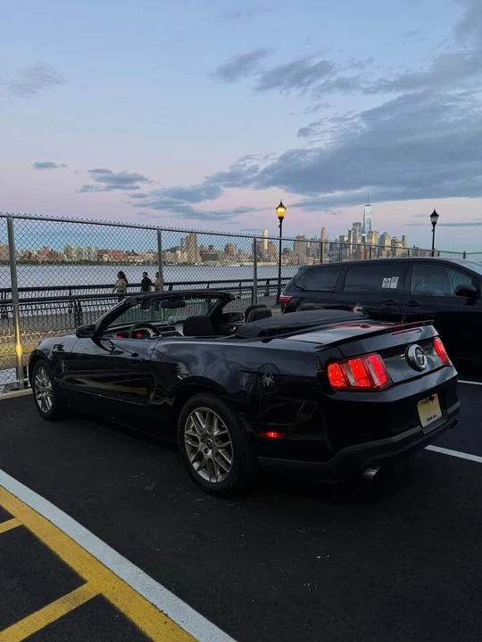 2012 Ford S197 Mustang - Image 2 of 13